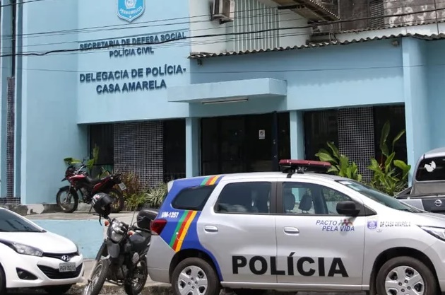 Criminosos invadem casa de juíza rendem família roubam objetos e