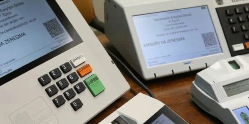 Urnas eletrônica - Tânia Rêgo/Agência Brasil